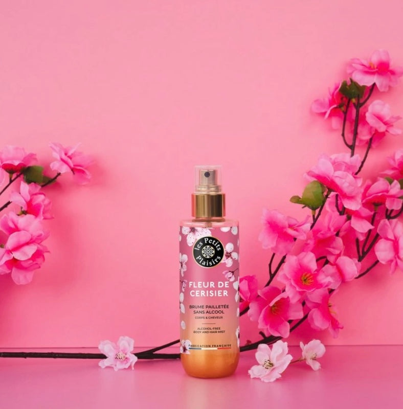 Fleur de Cerisier Mlha se třpytkami na tělo a vlasy, 200 ml