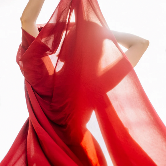 5 věcí, které mi menstruace konečně dovolila (a ty si je zasloužíš taky)